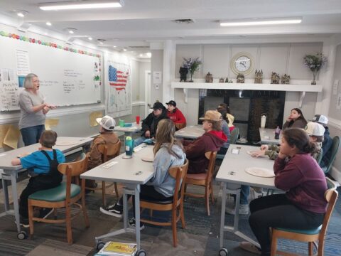 Earthen Vessels – Lesson in Clay